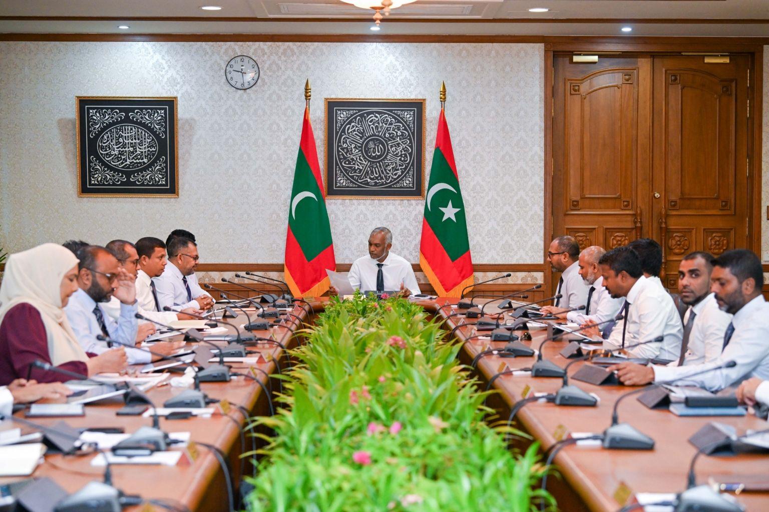 މެދުއިރުމަތީގެ މައްސަލައިގައި ރާއްޖެއަށް ދިމާވާނެ ދަތިތައް ހައްލުކުރަން ވަޒީރުންގެ ކޮމިޓީއެއް