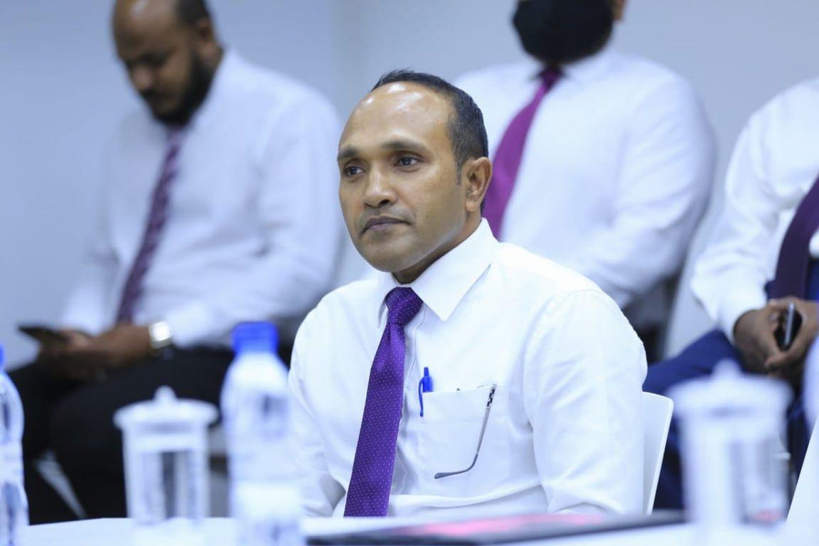 "މިހާރު ފެނިގެންދަނީ ރާއްޖޭގައި އިސްލާމްދީން ނޫން އެހެންދީންތަކަށް ޖާގަ ދިނުމަށް މަގު ހުޅުވާލާތަން"