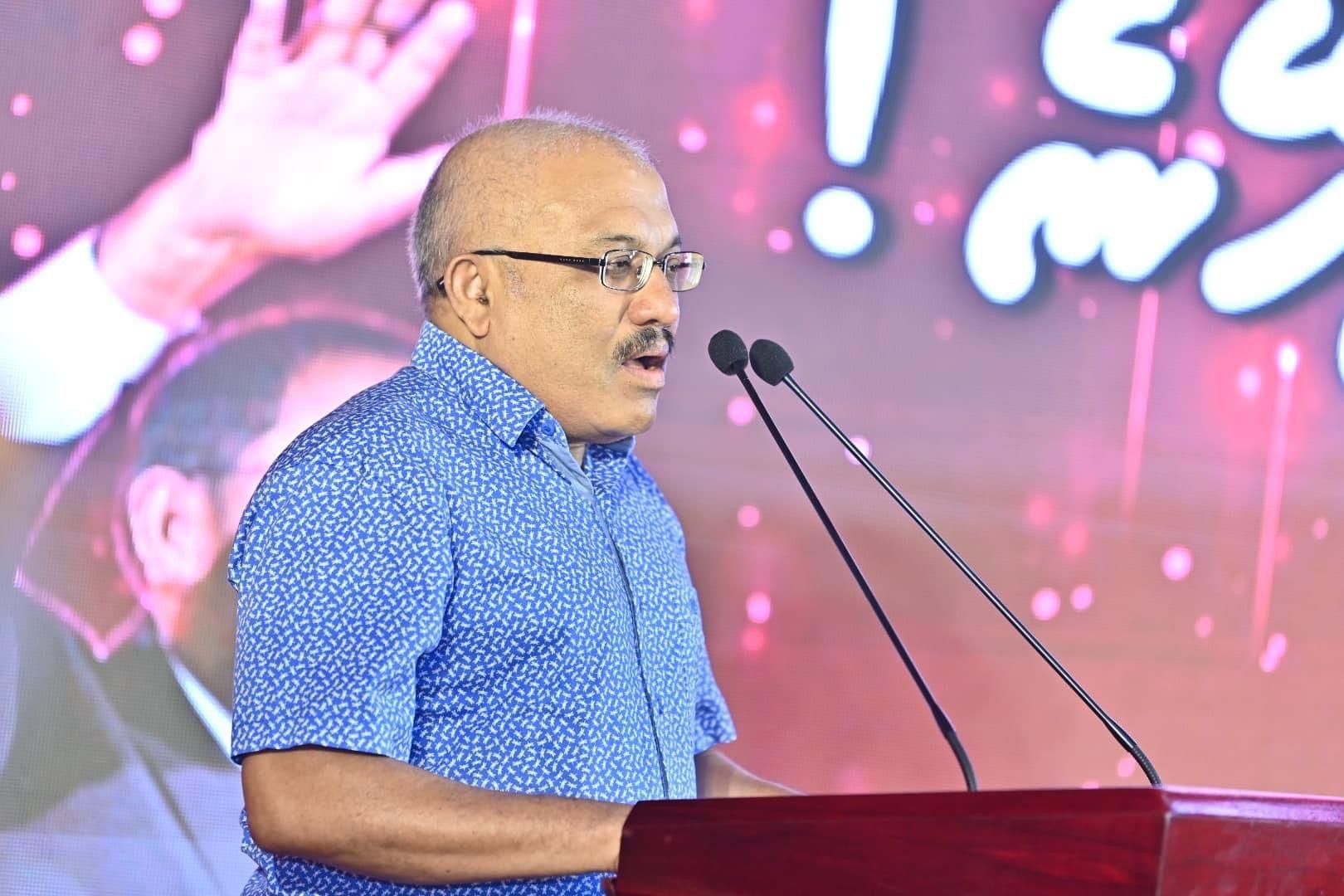 ރޭގެ ޖަލްސާގައި ޖިހާދު ވާހަކަ ދައްކަނީ
