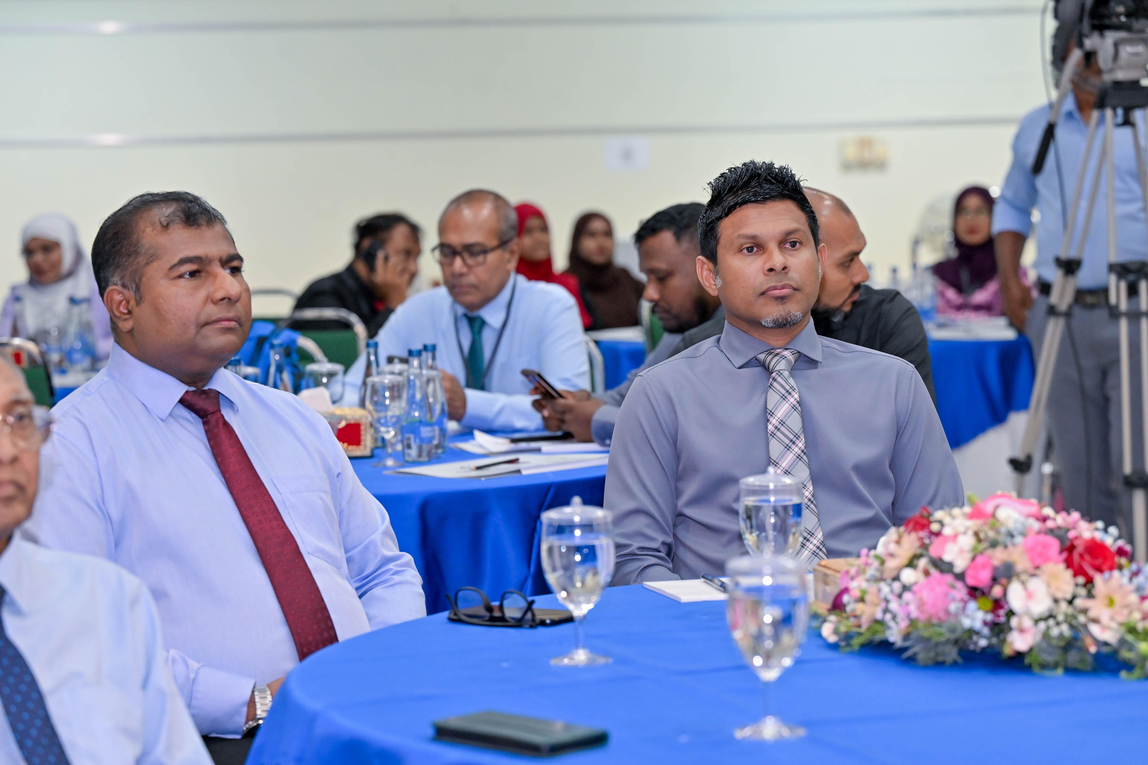 ކަޅުއޮށްފުންމި - ދިވެހި ޤައުމިއްޔަތުގެ ދަރުބާރު - ފޮޓޯ: ރައީސް އޮފީސް
