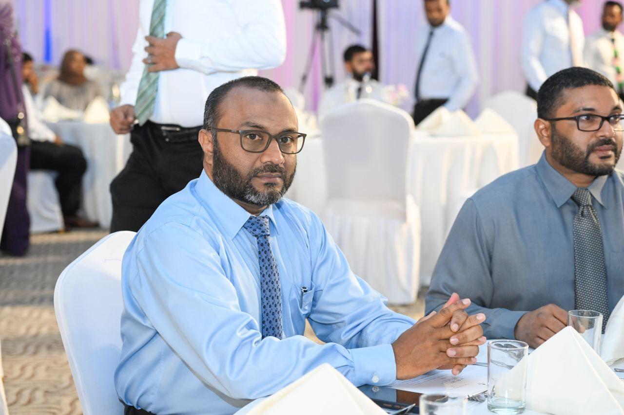 ރައީސް އަޒުލުކުރެވޭނީ އަޅުގަނޑުމެންގެ ކަރުގެ ހިމަނާރު ބުކޮށްލައިގެން -  މިނިސްޓަރ ޝަހީމް 