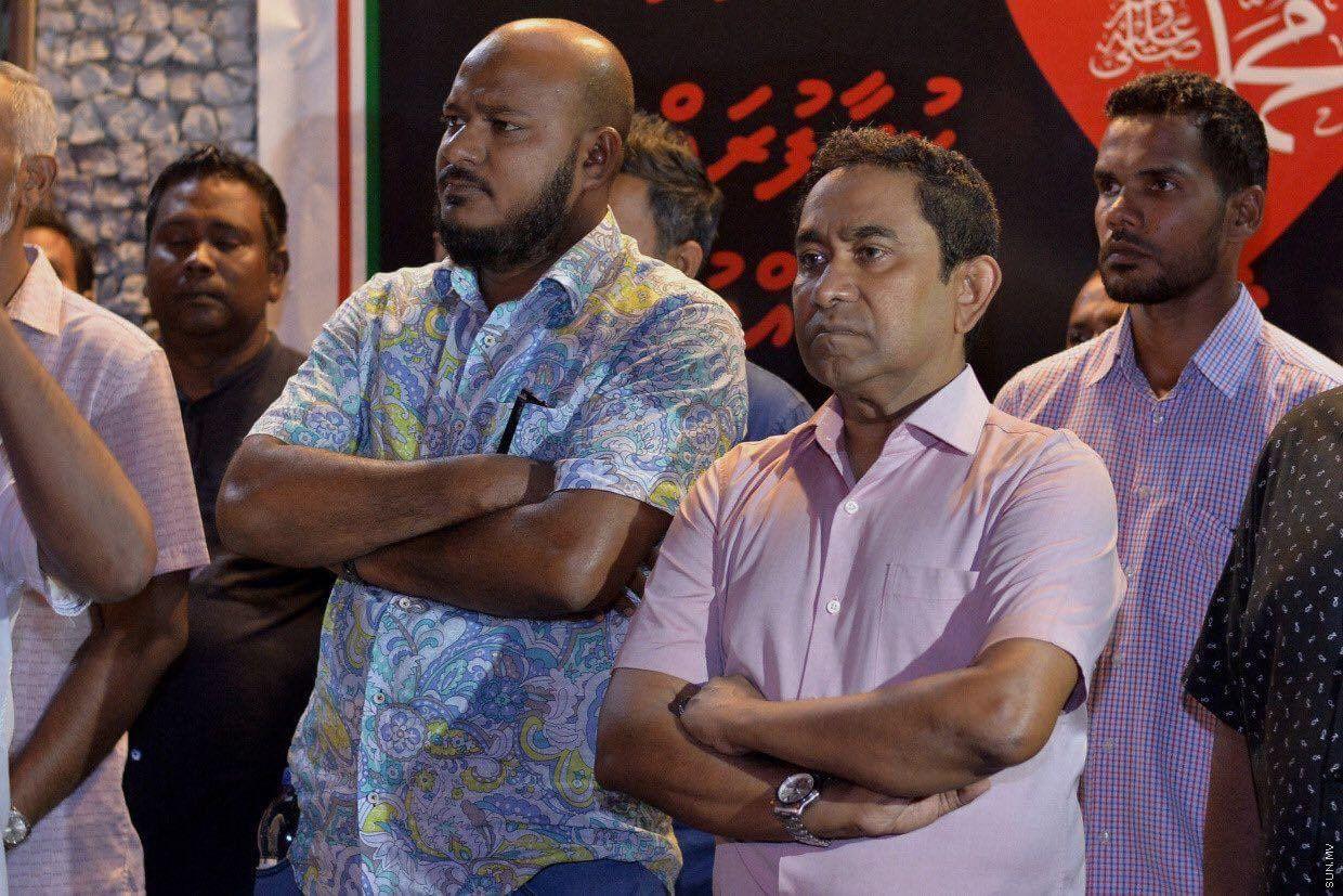 ރައީސް އަބްދުﷲ ޔާމީން އަބްދުލް ޤައްޔޫމްއާއި އިބްރާހީމް ޝުޖާއު: ފޮޓޯ: ސަން