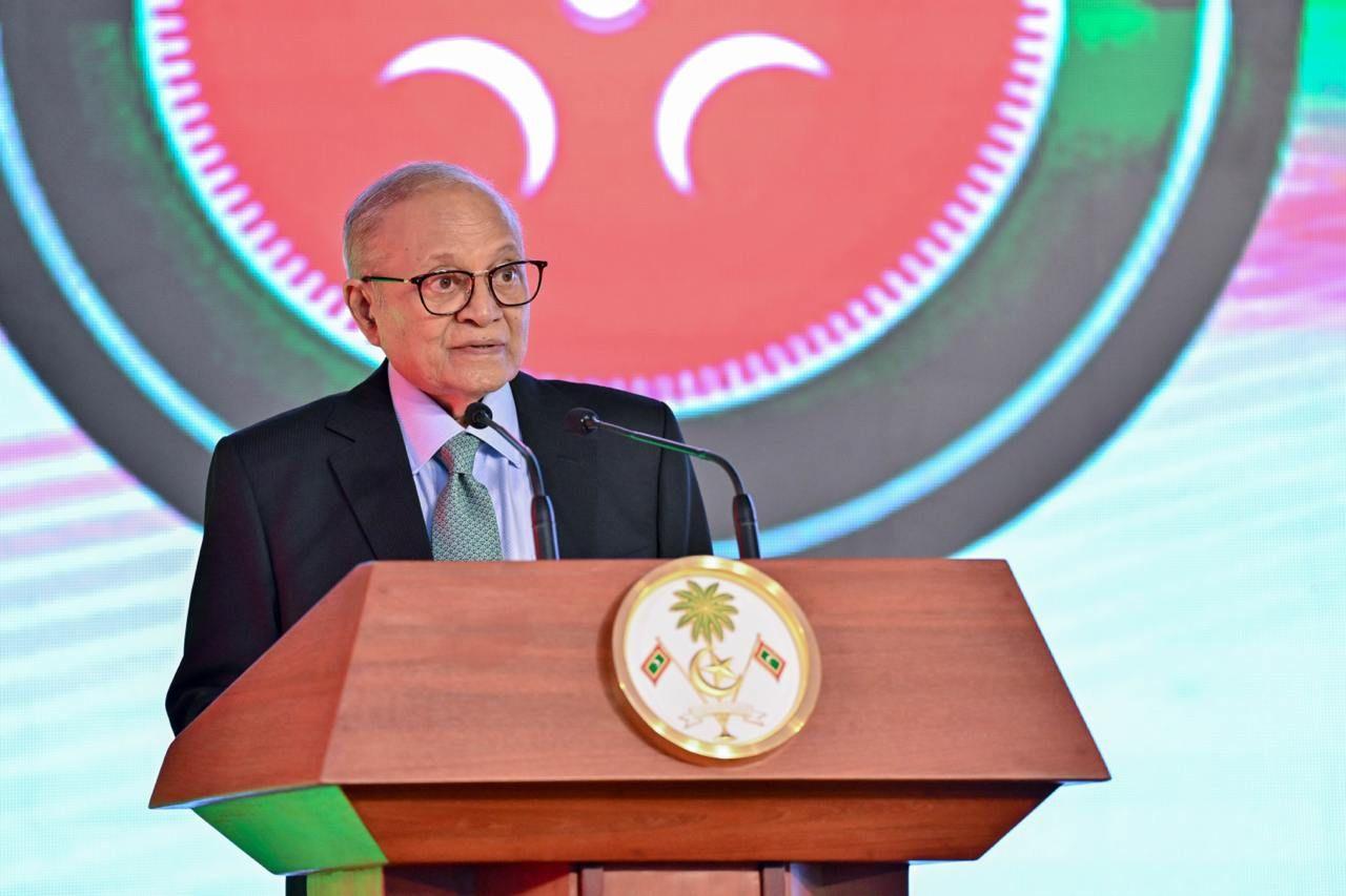 ނަސްރުގެ ދުވަހުގެ ޚާއްސަ ޖަލްސާގައި ކުރީގެ ރައީސް މައުމޫން އަބްދުލްގައްޔޫމް ވާހަކަފުޅުދައްކަވަނީ---- ފޮޓޯ ރައީސް އޮފީސް
