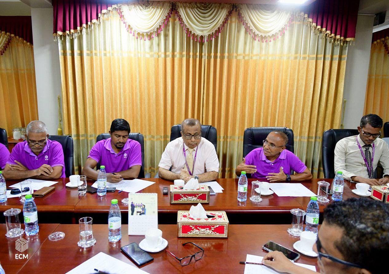 އީސީގެ ރައީސް ފުޢާދާއި މެމްބަރުން