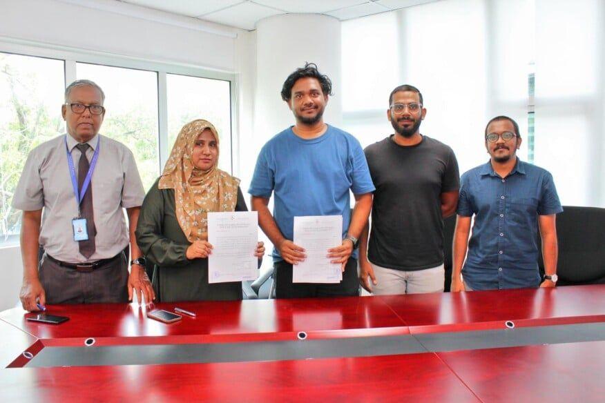އައިޑީކާޑު ފަރުމާކުރުމަށް ހޮވުނު އެންކްރިއާ އާއެކު އެއްބަސްވުމުގައި ސޮއި ކުރުމުގެ ތެރެއިން 