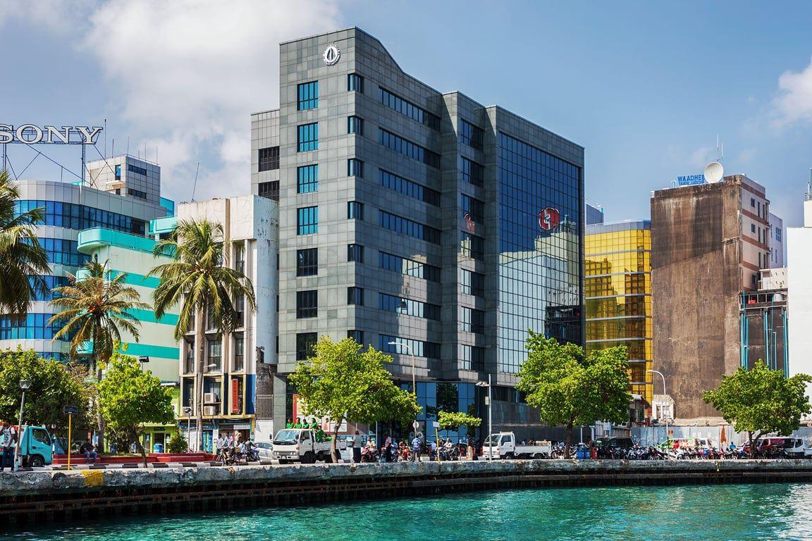 ރިސޯޓުތަކަށް ލިބޭ ޑޮލަރުގެ 40 އިންސައްތަ މާރުކުރަން ޖެހޭގޮތަށް ގާނޫނު އިސްލާހުކުރަން ފާސްކޮށްފި
