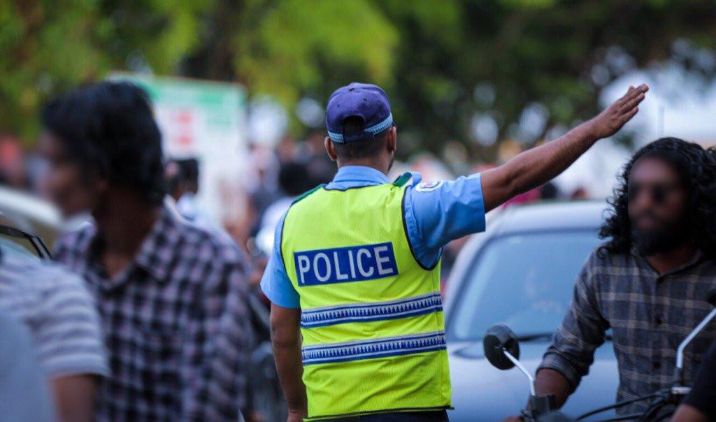 ނުރައްކާތެރިކޮށް ދުއްވުން ޖިނާއީ ކުށަކަށްހަދާ، ގަވާއިދާ ޚިލާފަށް ދުއްވާ ފަރާތްތަކަށް ބޮޑެތި އަދަބު