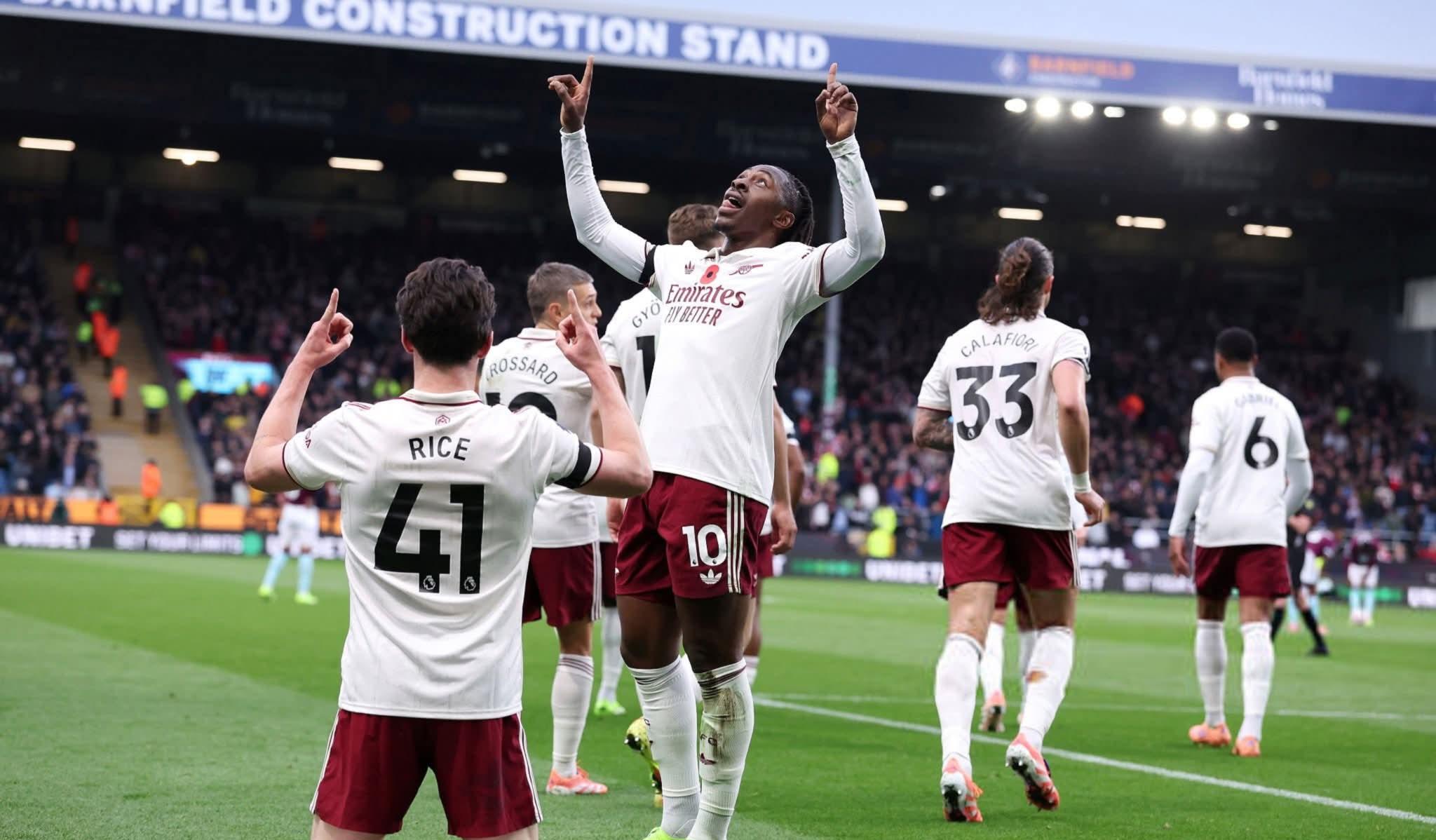 ބާންލީ ބަލިކޮށް އާސެނަލް އިން އެހެން ޓީމުތަކާއި ފެއަށް ޖެހިލައިފި