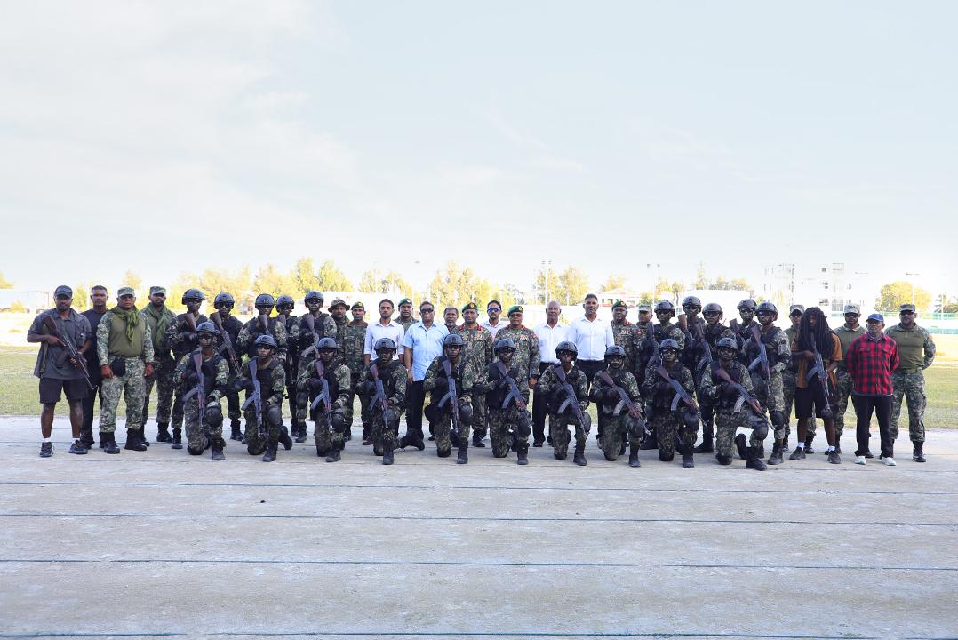 ނަސްރުގެ ދުވަހުގެ މުނާސަބަތުގައި އެމްއެންޑީއެފުން ތިނަދޫގައި މިލިޓަރީ ޑިސްޕްލޭއެއް 