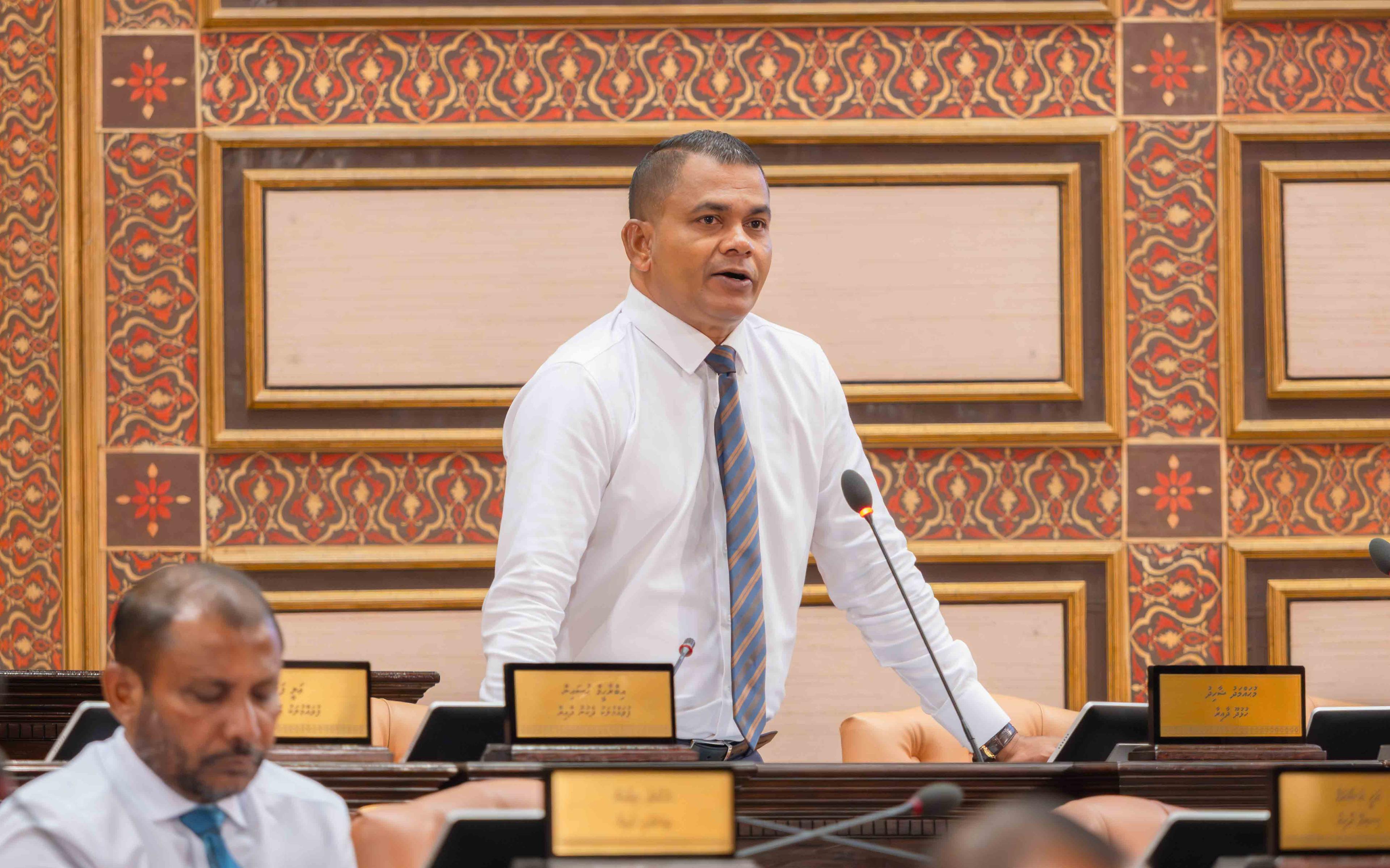 އައްޑޫގެ ތަރައްގީގެ މަޝްރޫއުތައް އަންނަ އަހަރުގެ ބަޖެޓުން ފެނިގެންދޭ : މެމްބަރު ޝާހިދު 