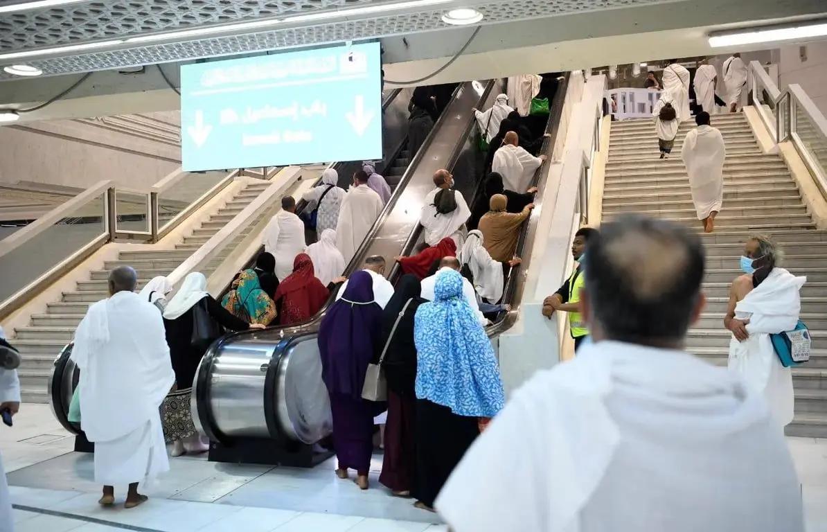 ރަމަޟާން މަހުގެ އުމްރާއަށް ދާއިރު ވެކްސިން ފުރިހަމަކުރަން  އެދިފި