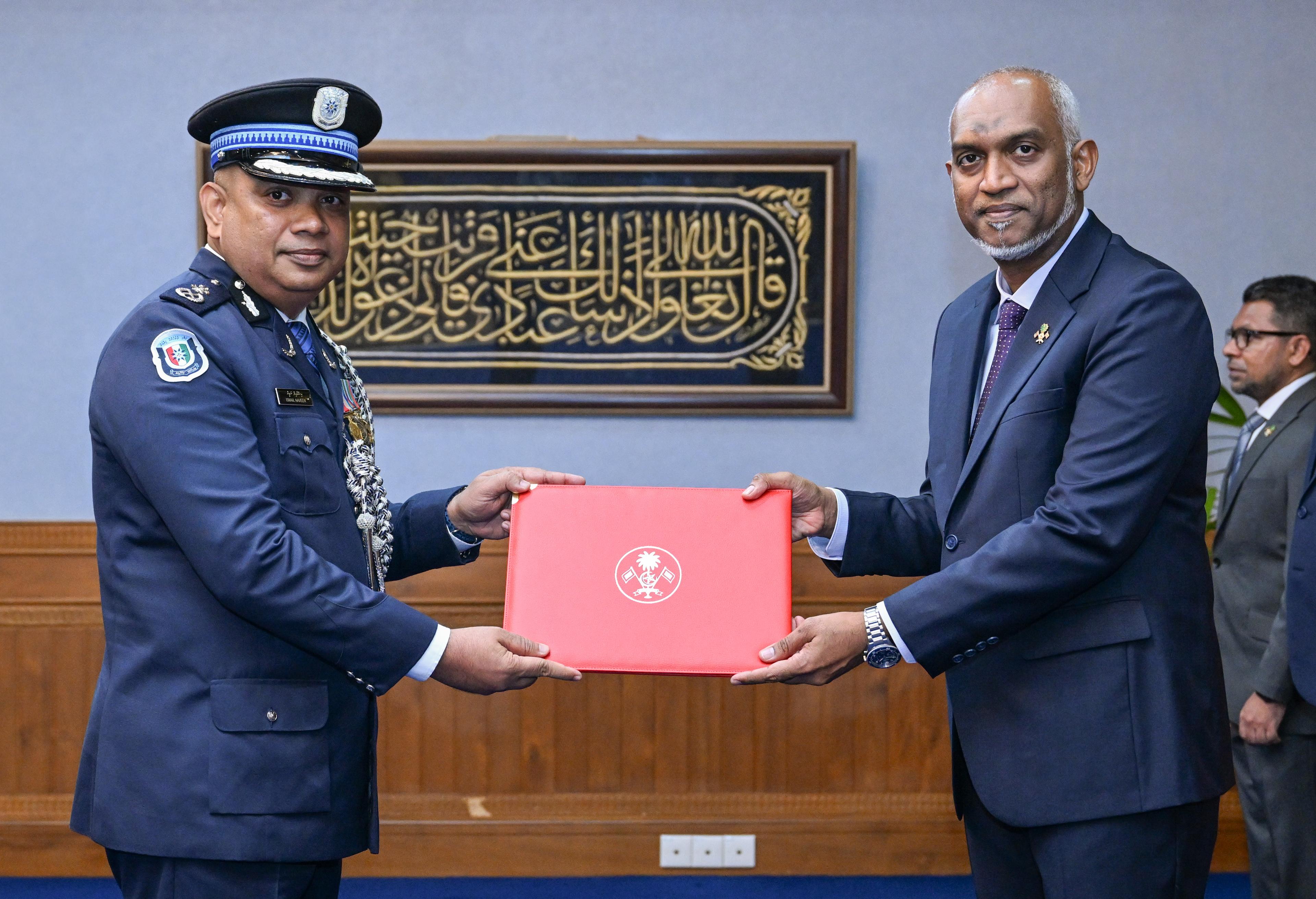 ޕޮލިސް ކޮމިޝަނަރު ކަމަށް ނަވީން 