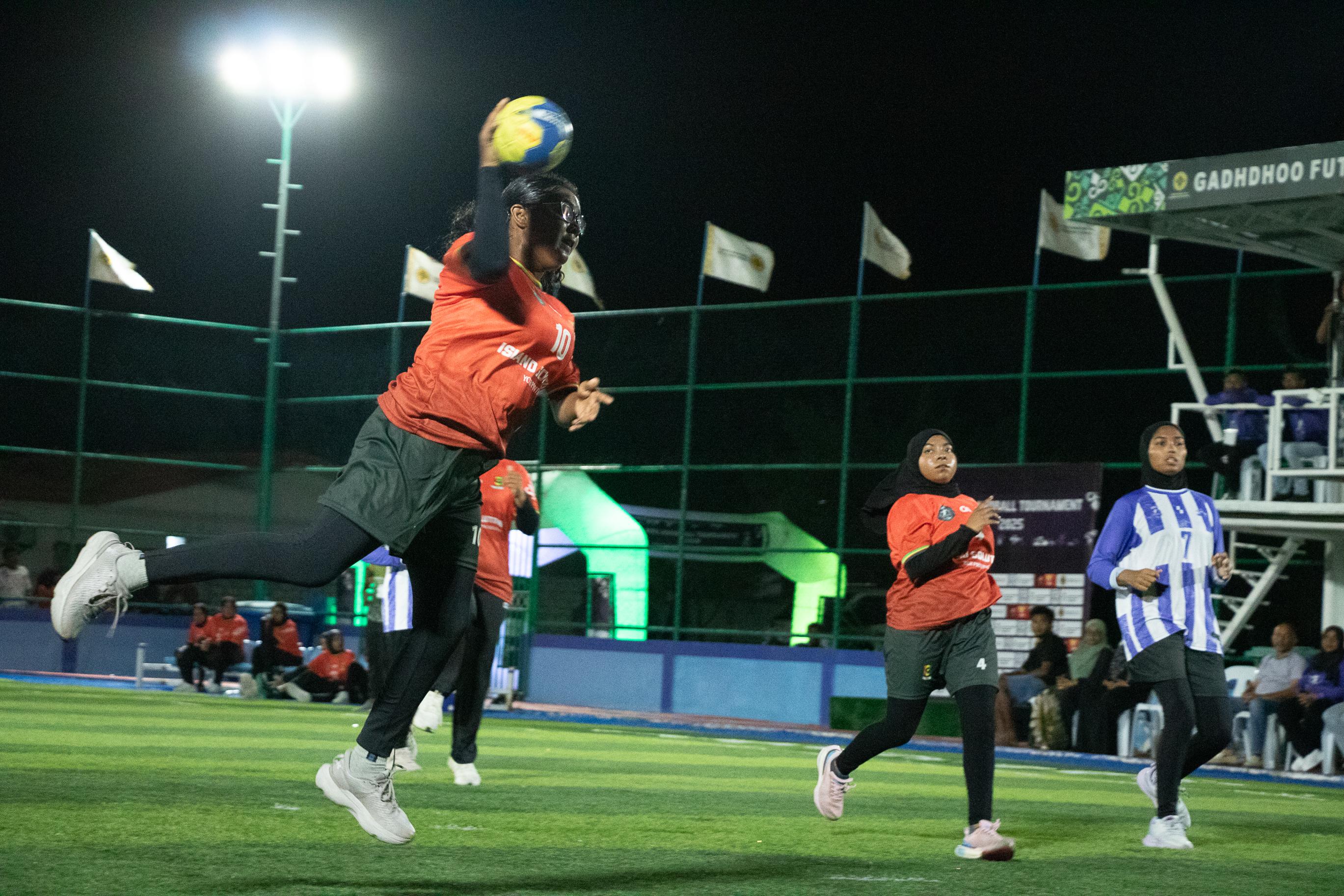 ފަސޭހަކަމާއެކު ގަސްދޮށުން ޓްރެއިން ބޭންޑް ބަލިކޮށްފި