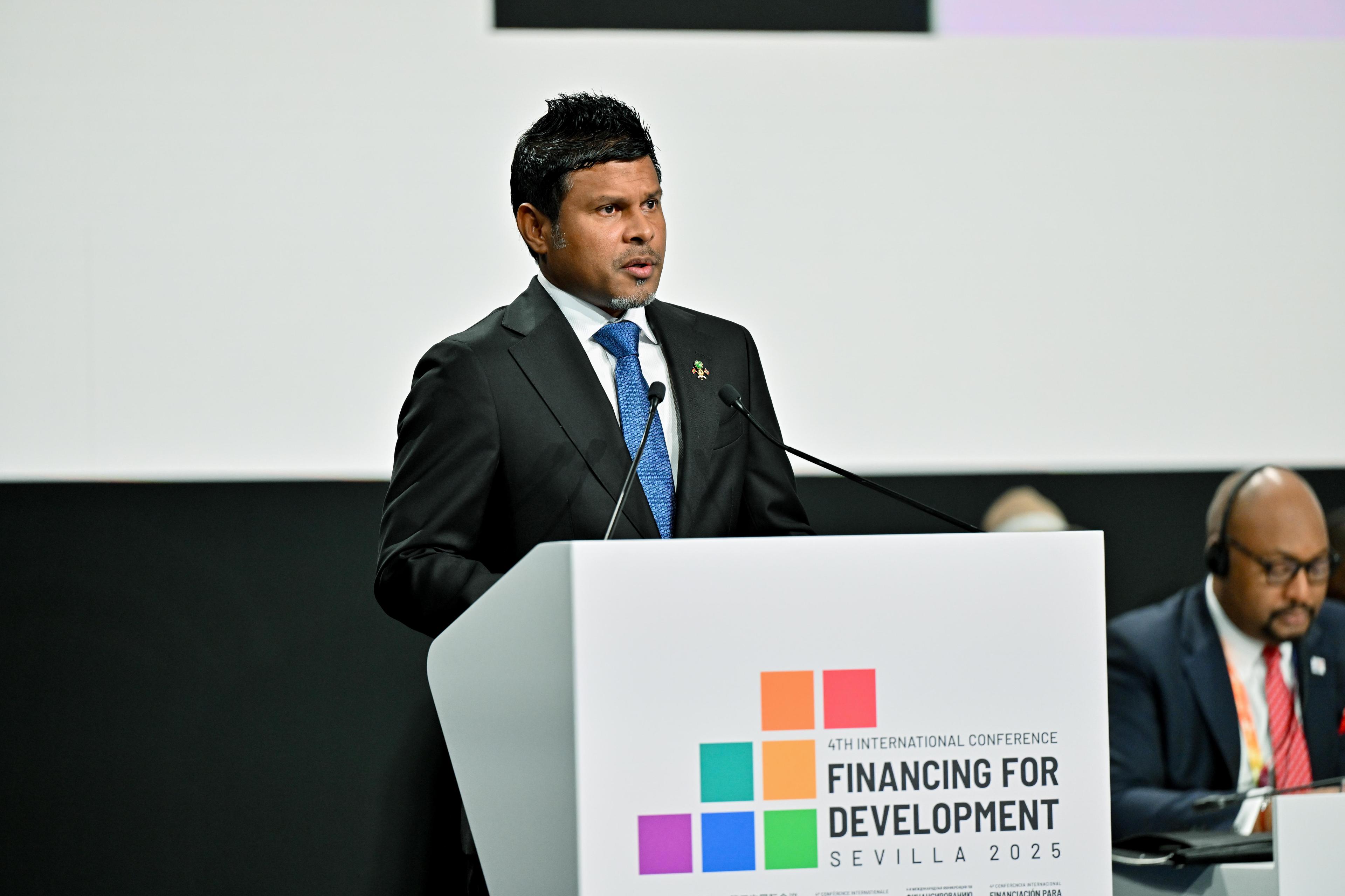 ބައިނަލްއަޤުވާމީ މާލީ ނިޒާމުގެ އޮނިގަނޑަށް އަސާސީ އިޞްލާޙުތައް ގެނައުމުގެ މުހިންމު: ނައިބުރައީސް