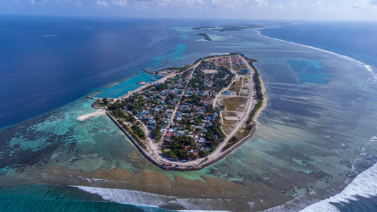 ގދ. ގަމުން ޑިންގީއެއްގައި ފުރި ގައްދޫ މީހަކު ގެއްލިގެން ހޯދަނީ