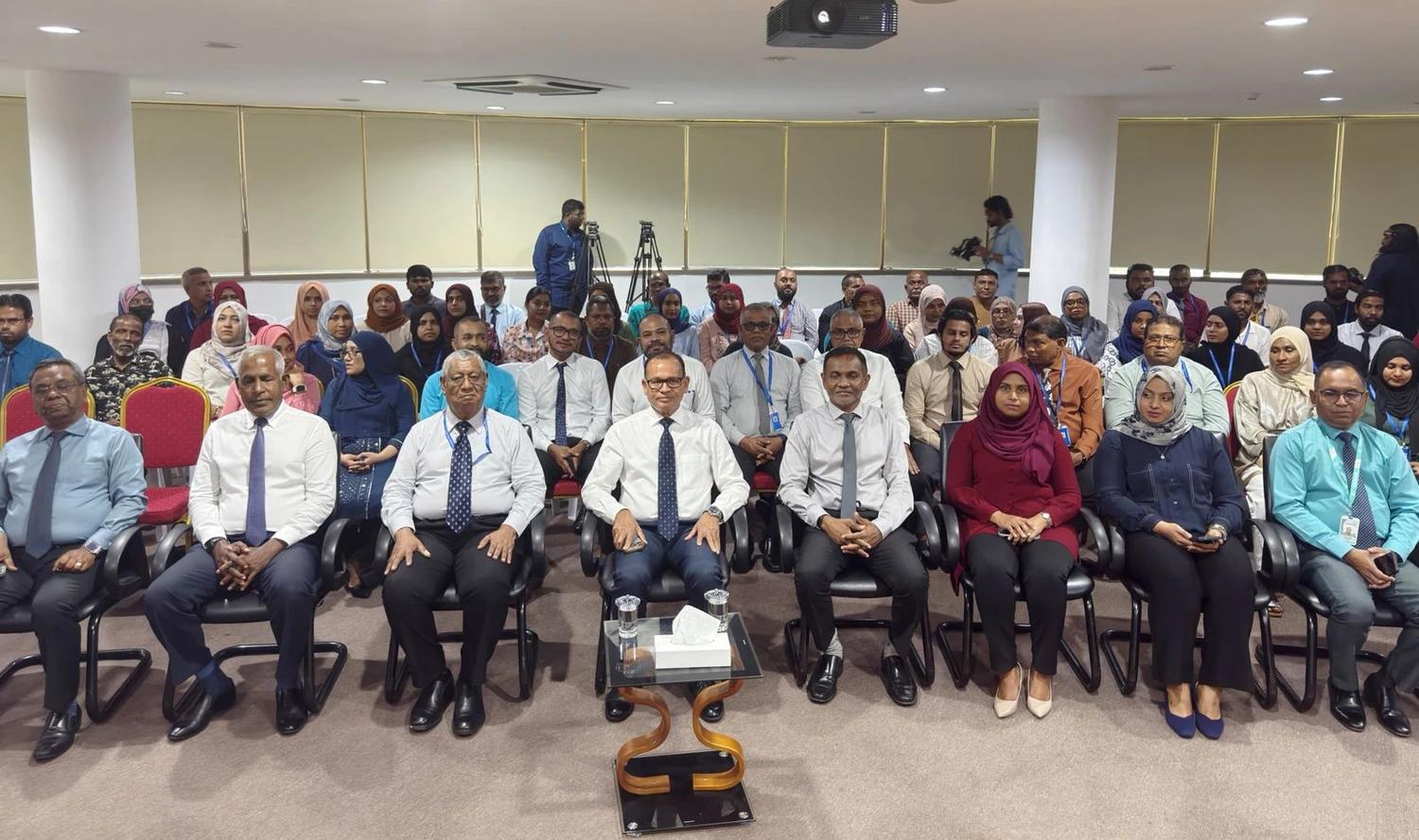 ކެޕޭސިޓީ ބިލްޑިންގ ޕްރޮގްރާމެއް ސިޓީސް މިނިސްޓްރީން ފަށައިފި 