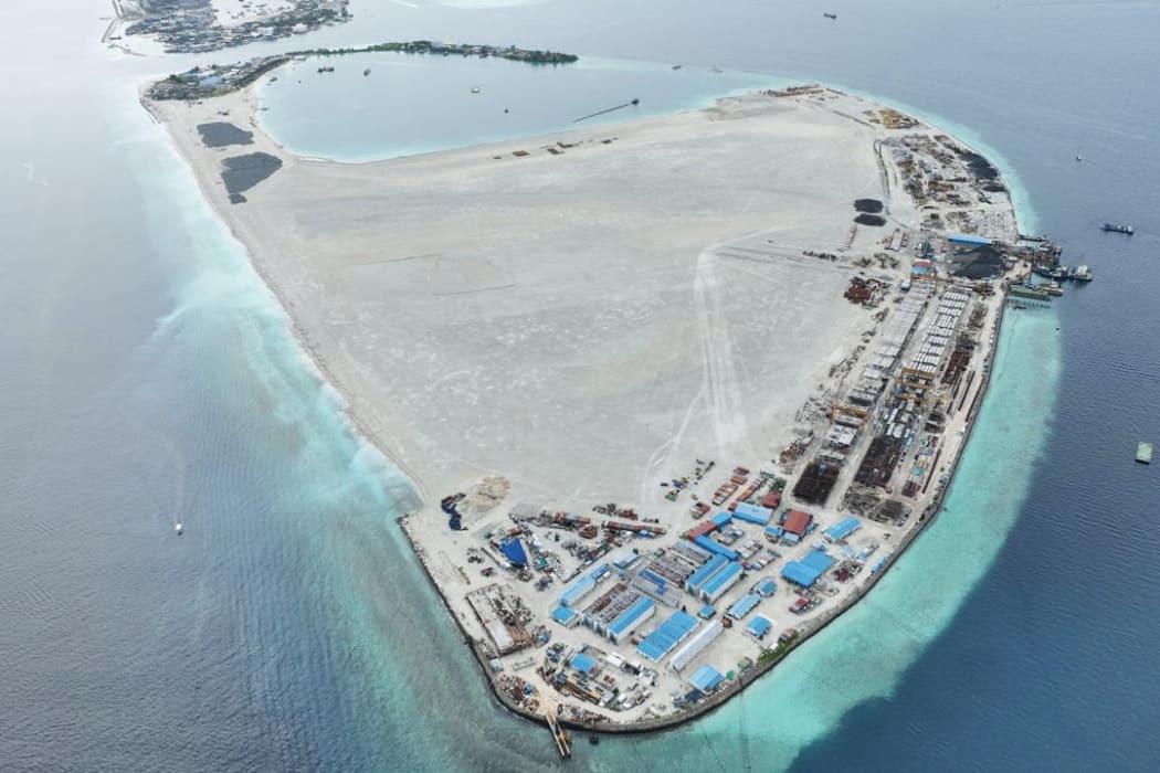 ގުޅީ ފަޅުން ގޯތި ލިބުނު 843 ފަރާތަކަށް ރަޖިސްޓްރީ ދޫކޮށްފި 