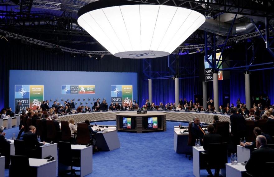 ނޭޓޯގެ ގިނަ ގައުމުތަކުގައި އެމެރިކާގެ އިތުބާރު ގެއްލިއްޖެ