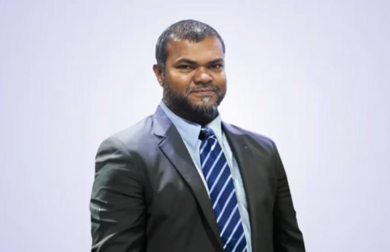 ސްޓެލްކޯގެ އެމްޑީ ވަކިކުރުމާއެކު ބަދުނާމު އޯޑިޔޯތަކެއް ދައުރުވާން ފަށައިފި