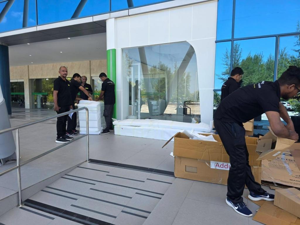 އައްޑޫގައި  ސަރުކާރުގެ އައިނު ފިހާރަ ހުޅުވަން ތައްޔާރުވާން ފަށައިފި