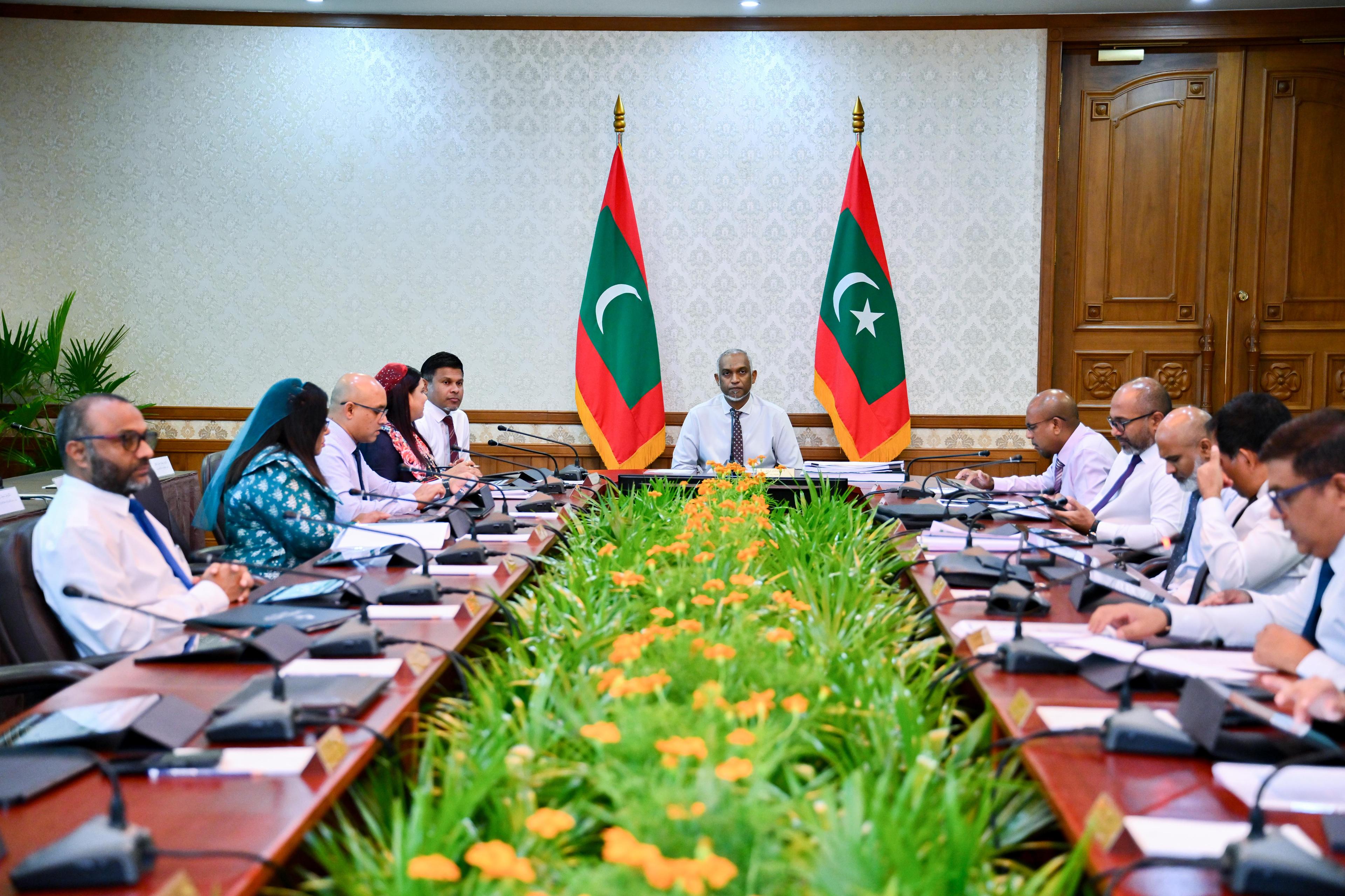 ތަންފީޒީ ދުވެލި ހަލުވިކުރަން ވަޒީރުންގެ ބައްދަލުވުމެއް ބާއްވައިފި 