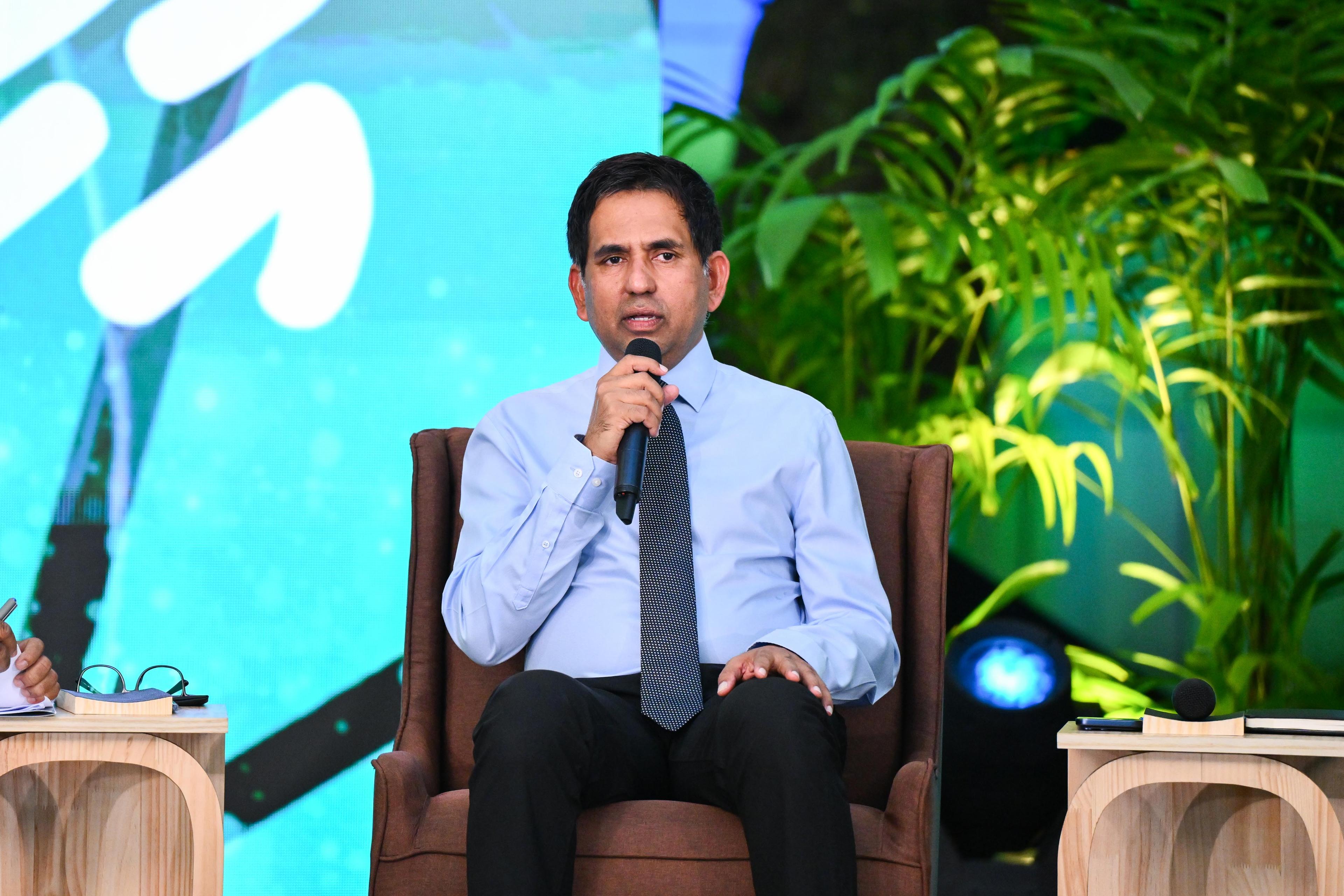 ސްކޫލް ބަސް މާލެ ސަރަހައްދަށް ތައާރަފްކުރަނީ 