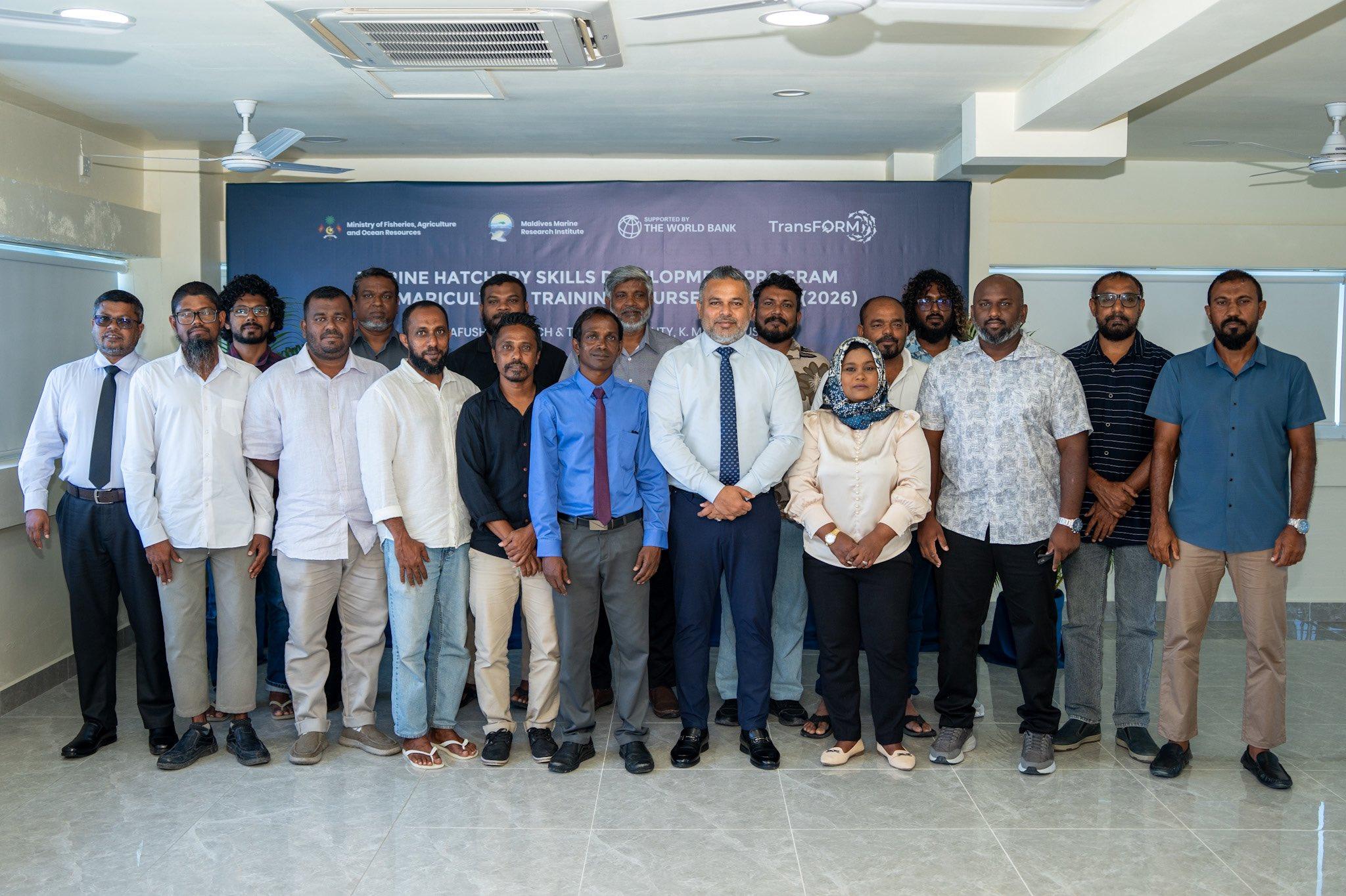 މެރިކަލްޗަރ ސިނާޢަތަށް މީހުން ބިނާކުރުމުގެ ތަމްރީނު ޕްރޮގްރާމެއް މަނިޔަފުށީގައި ނިންމާލައިފި