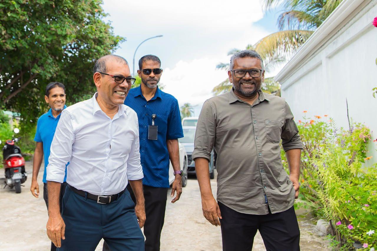 ހުޅުދޫ ޑަބްލިއުޑީސީ ބައި-އިލެކްޝަން ކެމްޕޭނަށް ރައީސް ނަޝީދު އައްޑޫ ސިޓީއަށް ވަޑައިގެންފި