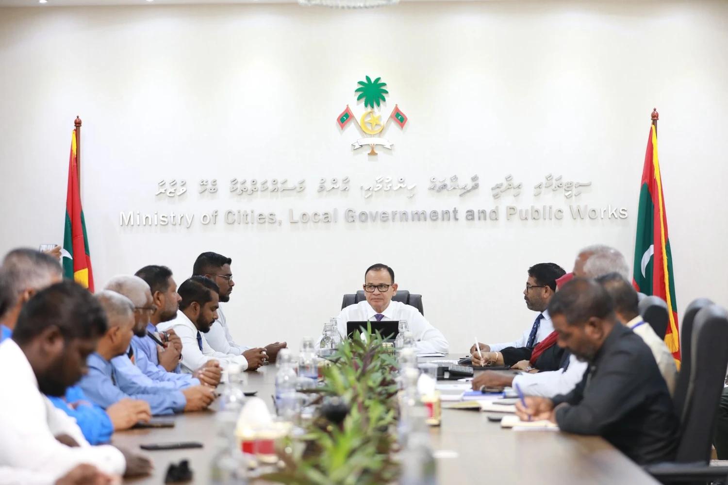 ރައްޔިތުން ބޭނުންވާ ނަތީޖާ ނެރެވޭނީ ކައުންސިލްތައް މާލީގޮތުން ބާރުވެރިކުރެވިގެން: މިނިސްޓަރ