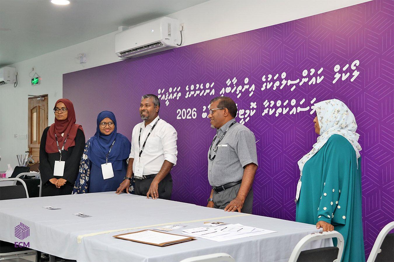 ވޯޓުގެ ސިއްރުކަން ގެއްލިދާނެ ފަދަ ފަރާތްތަކާއި މީހުން ހަމަނުވާ ފޮށިތަކަށް ރަޖިސްޓްރީވާން ހުޅުވާލައިފި 
