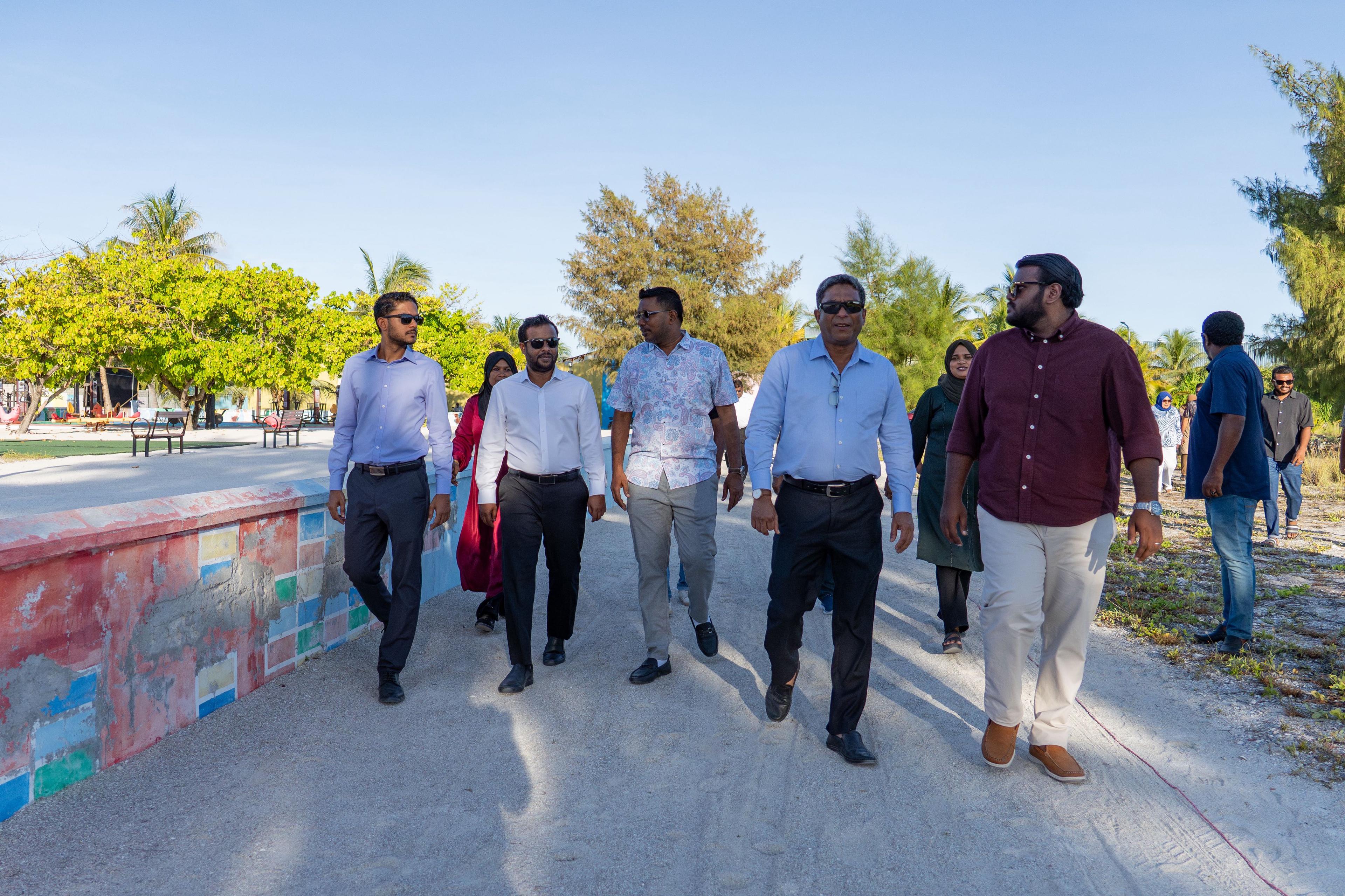 ތިނަދޫ ސިޓީ މަގު ހެދުމުގެ ތިންވަނަ ސެގްމެންޓުގެ މަސައްކަތް މިއަދު ފަށައިފި 