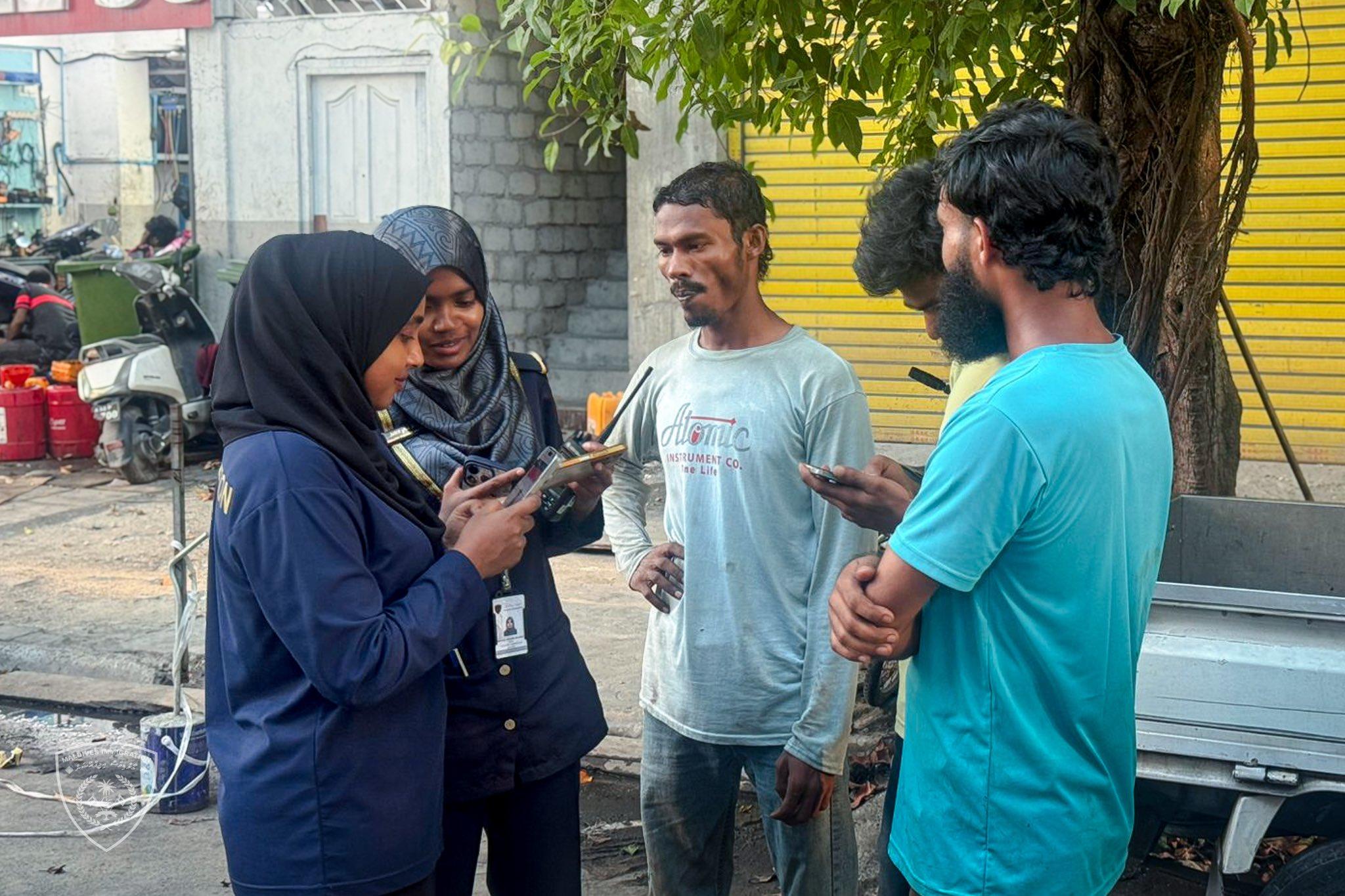 އަނެއްކާވެސް ގަވައިދާ ޙިލާފު 8 ބިދޭސީއަކު އިމިގްރޭޝަނަށް!