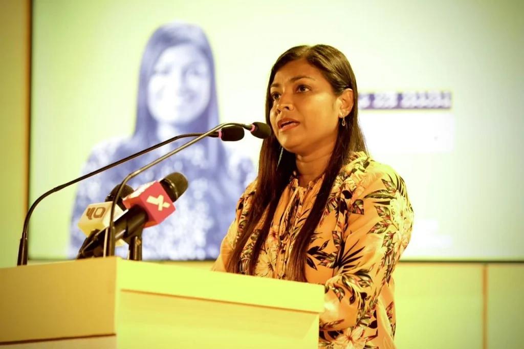  ނަޝީދު އެމްޑީޕީ ދޫކޮށް ދިއުމުން ލިބުނު ފައިދާއެއް ނެތް: ރޮޒެއިނާ