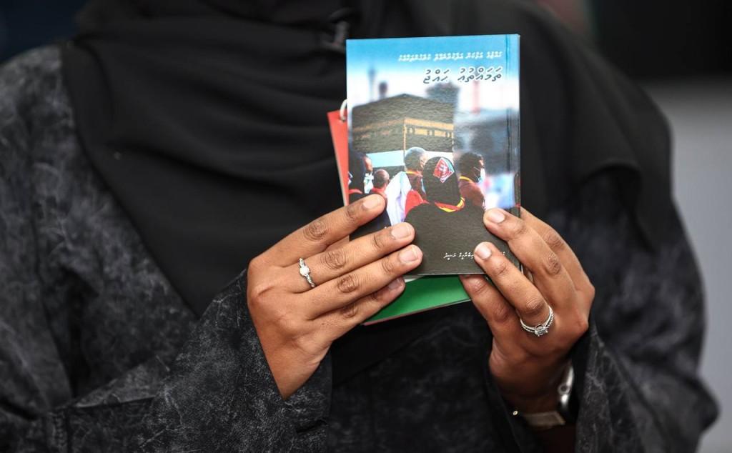 މިއަހަރު ހައްޖަށްދާ މީހުންނަށް ފޮއްޓާއި ކިޓް ހަައްޖު ކޯޕަރޭޝަނުން ހަވާލްކުރަން ފަށައިފި 