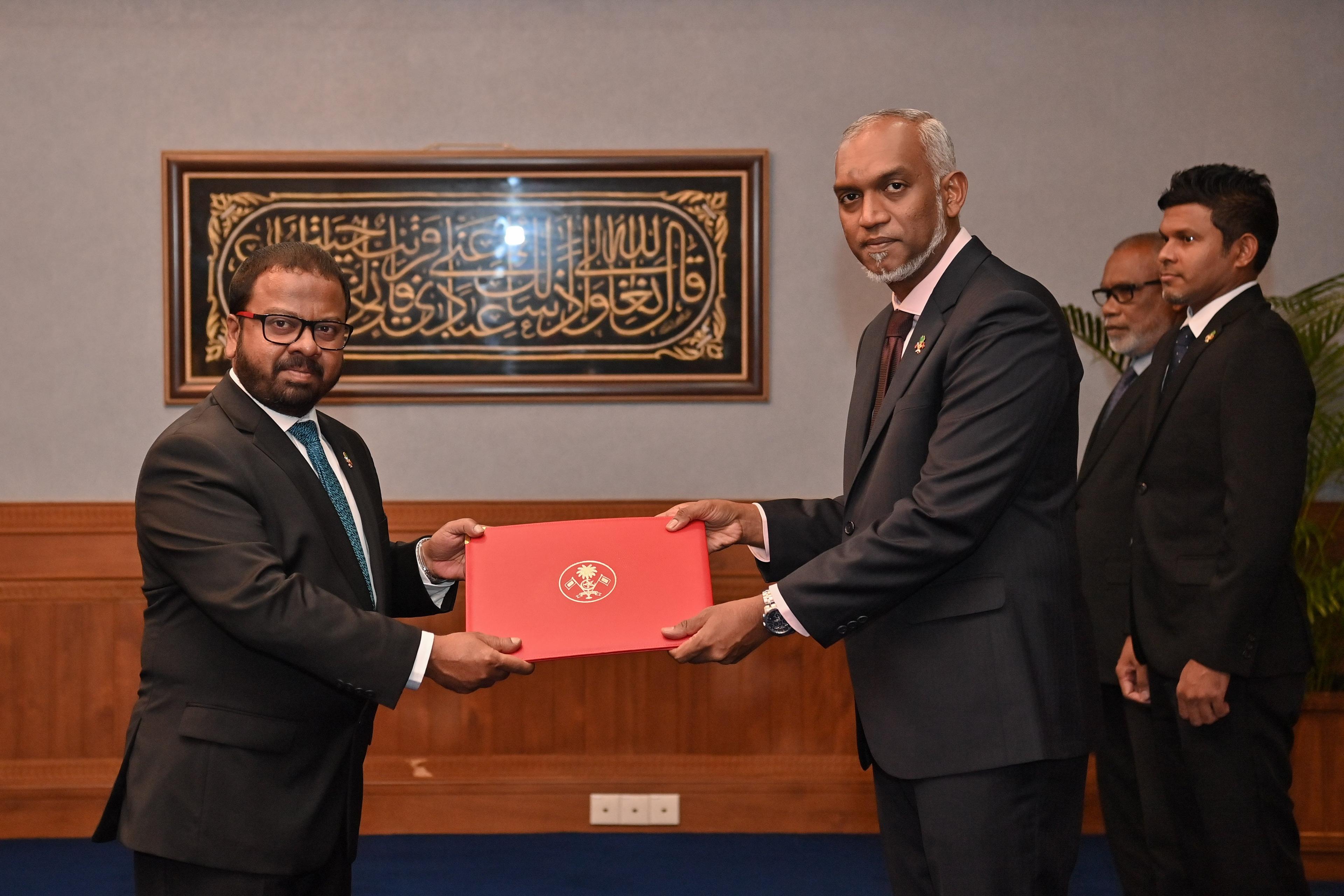  ރައީސް އޮފީހުގެ ޗީފް ގަވަރމަންޓް ސްޕޯކްސްޕާސަން ކަމަށް މުހައްމަދު ހުސައިން ޝަރީފް އައްޔަނުކޮށްފި