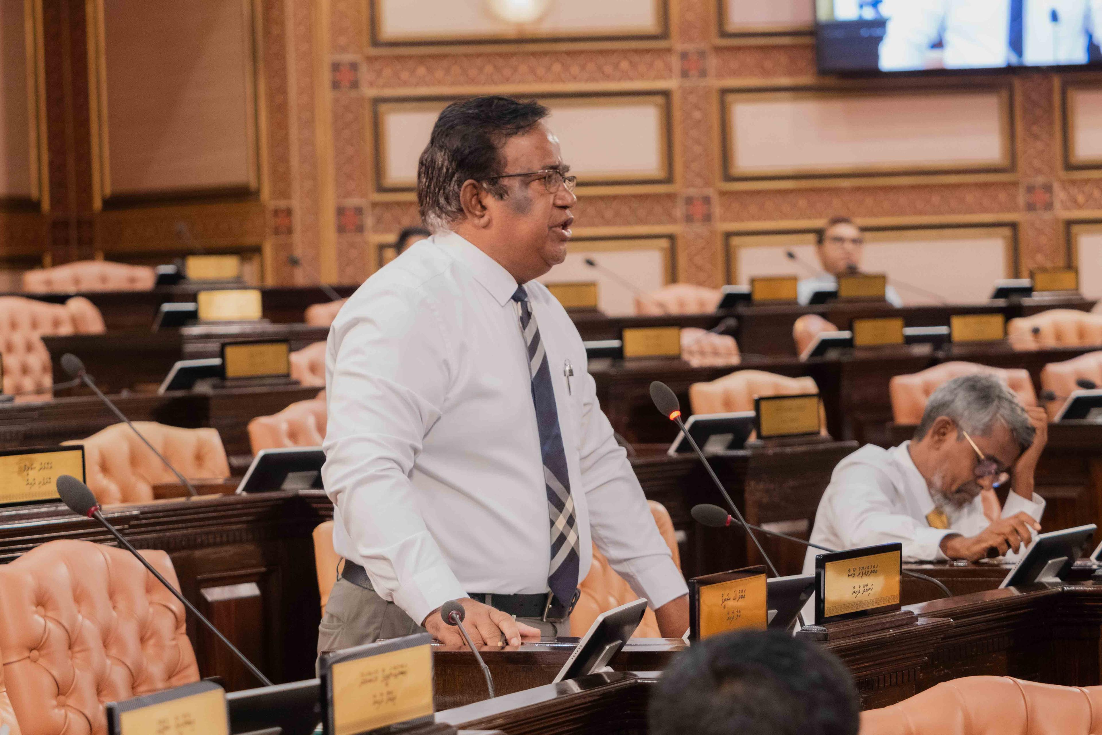  ގާނޫނު ކުރިމަތީގައި އެންމެންނަކީ ވެސް ހަމަހަމަ ބައެއް:  މެމްބަރު އަބްދުލް ގަފޫރު މޫސާ 