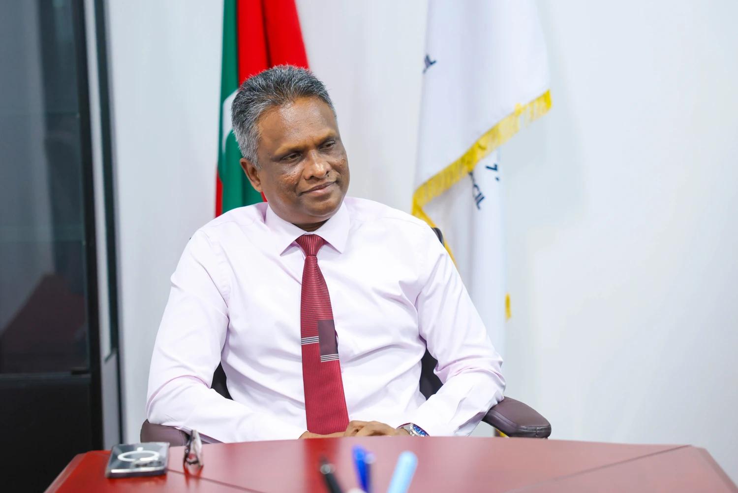 ޑިމޮކްރަސީއެއް ދެމެހެއްޓުމުގައި ނޫސްވެރިންގެ ދައުރަކީ ނުހަނު މުހިންމު އަސާސެއް: މޭޔަރ އާދަމް ޢާޒިމް