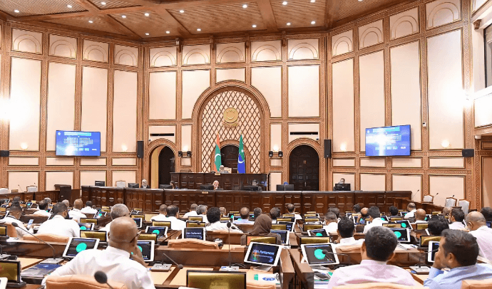 އެޑީއެޗްޑީ ހުންނަ ކުދިންނަށް ބޭނުންވާ ބޭހެއް އެތެރެކުރުމުގެ ހުއްދަ ދިނުމަށް މަޖިލީހުން ރުހުން ދީފި