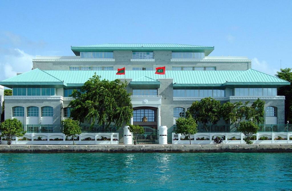 ދިވެހި ދައުލަތަށް ހިދުމަތް ކުރުމުގެ އިނާމަށް ނަން ހުށަހެޅުމުގެ ފުރުސަތު ހުޅުވާލައިފި