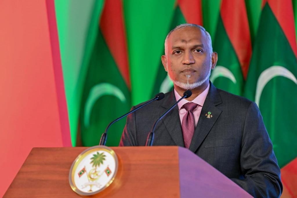 ޢީދުގެ މުނާސަބަތުގަ އިސްލާމީ ޤައުމު ތަކުގެ ވެރިންނާއި، އިސްލާމީ ޖަމާޢަތްތަކުގެ ވެރިންނަށް ރައީސްގެ ތަހުނިޔާ!