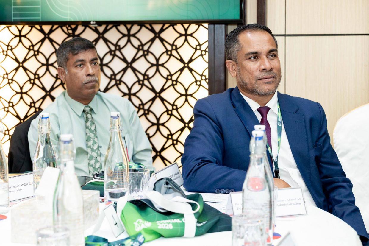 ޑީޖޭއޭގެ އިސް ދެމުވައްޒަފަކު ސަސްޕެންޑް ކޮށްފި