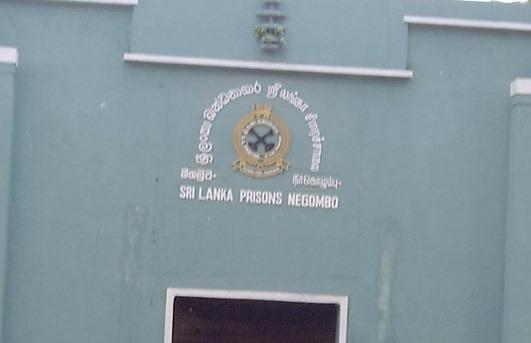 ސްރީލަންކާގެ ޖަލެއްގައި ހިނގި މާރާމާރީއެއްގައި ދެމީހަކު  މަރާލައިފި