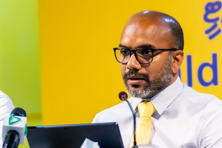 ޑޮލަރުގެ އަގު ހުރީ 21 ރުފިޔާގައި:  އަމީރު 