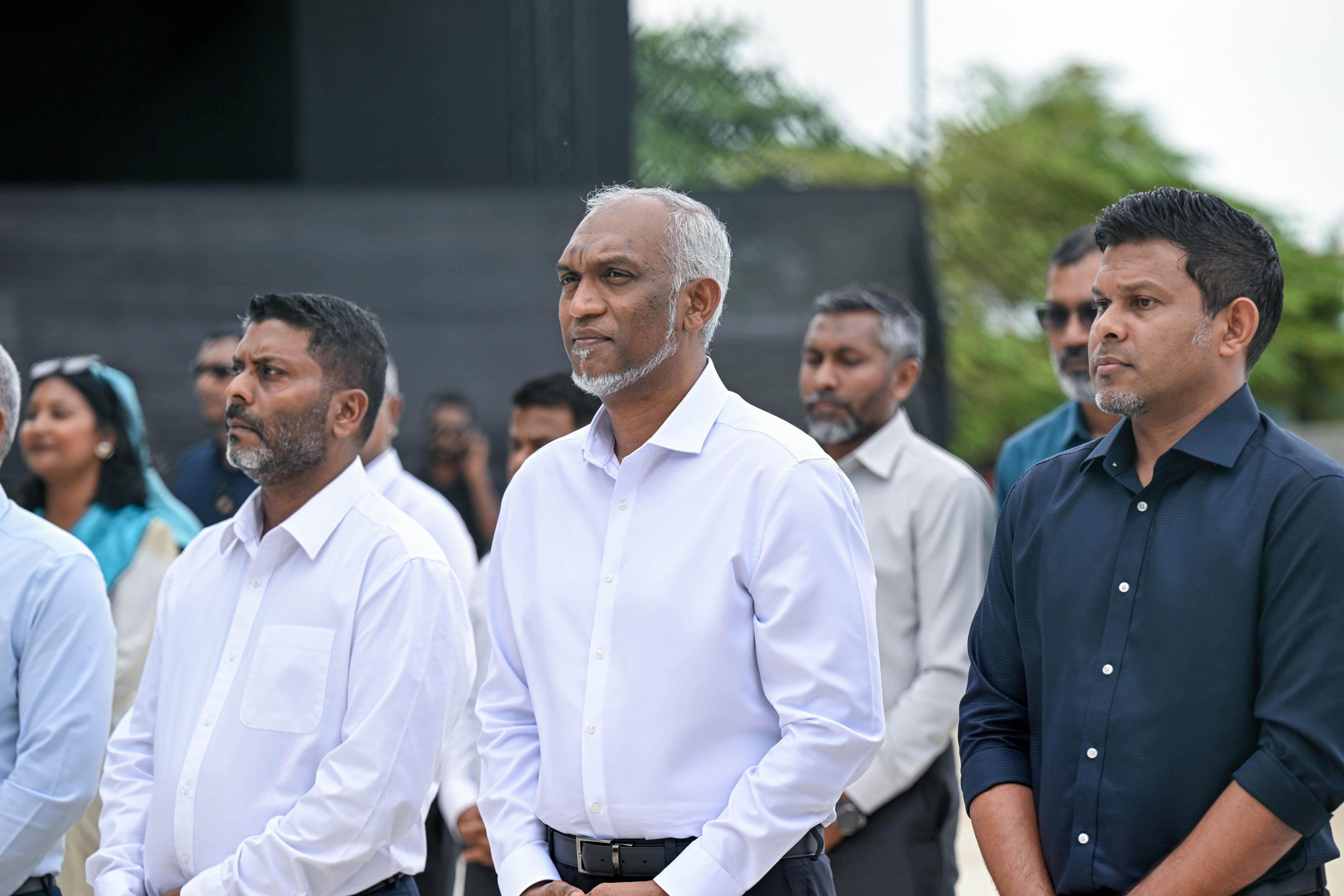 އަޅުގަނޑުގެ ވެރިކަމެއްގައި އެންމެންވެސް ހަމަހަމަ ވާނެ، ހަމަ ހުރިހައި ޙިދުމަތެއްވެސް ލިބެންވާނެ" ރައީސް