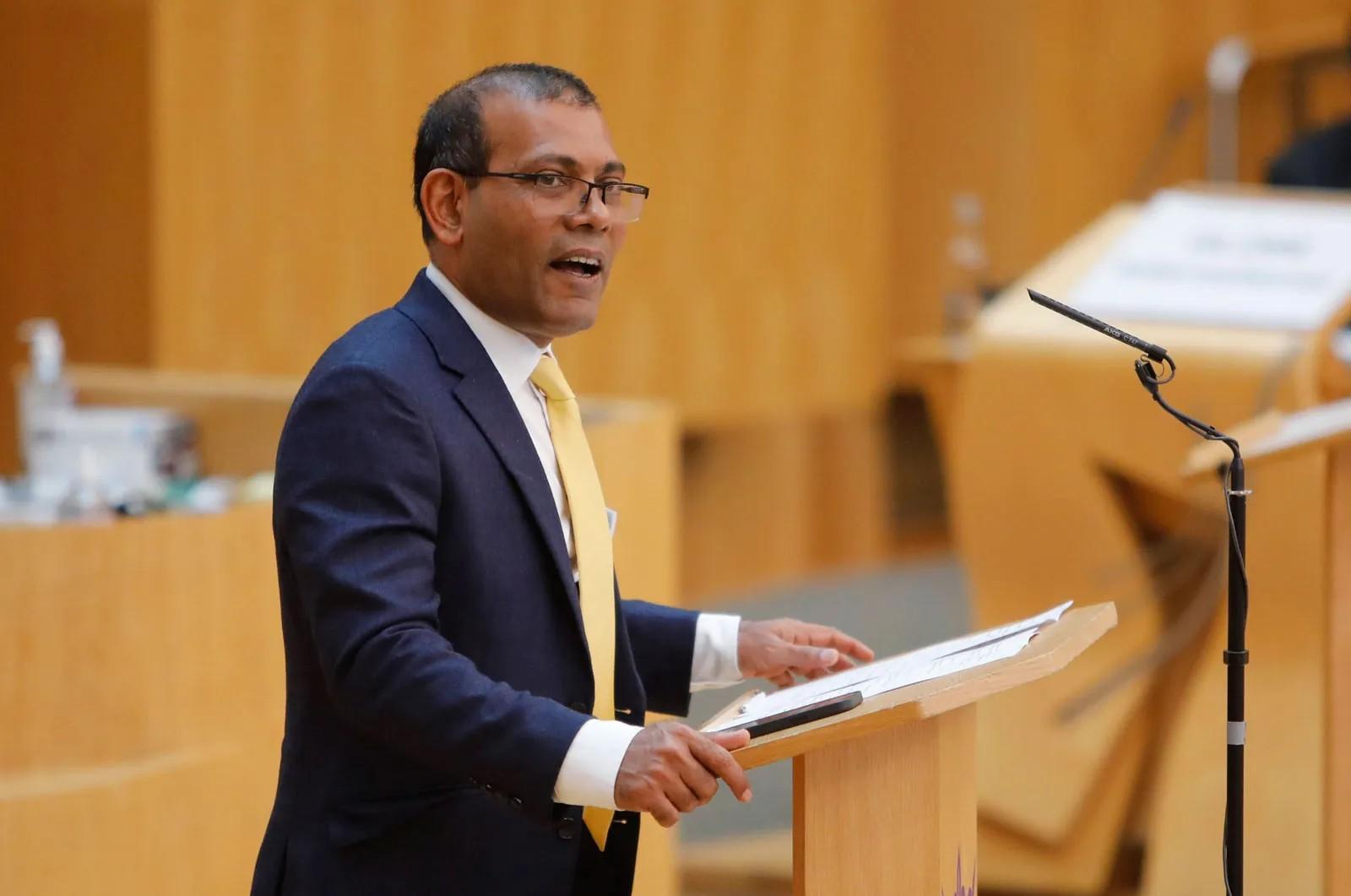  ޑޮލަރުގެ އަގު މައްޗަށްދަނީ ޑޮލަރު ނެތީމަ: ރައީސް ނަޝީދު 