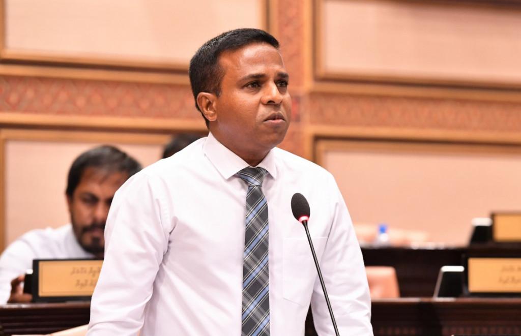 އެމްޑީޕީގެ ޑެޕިއުޓީ ޗެއަރޕާސަންކަމުގެ މަގާމުން އަހްމަދު އަބްދުﷲ އިސްތިއުފާ ދެއްވައިފި
