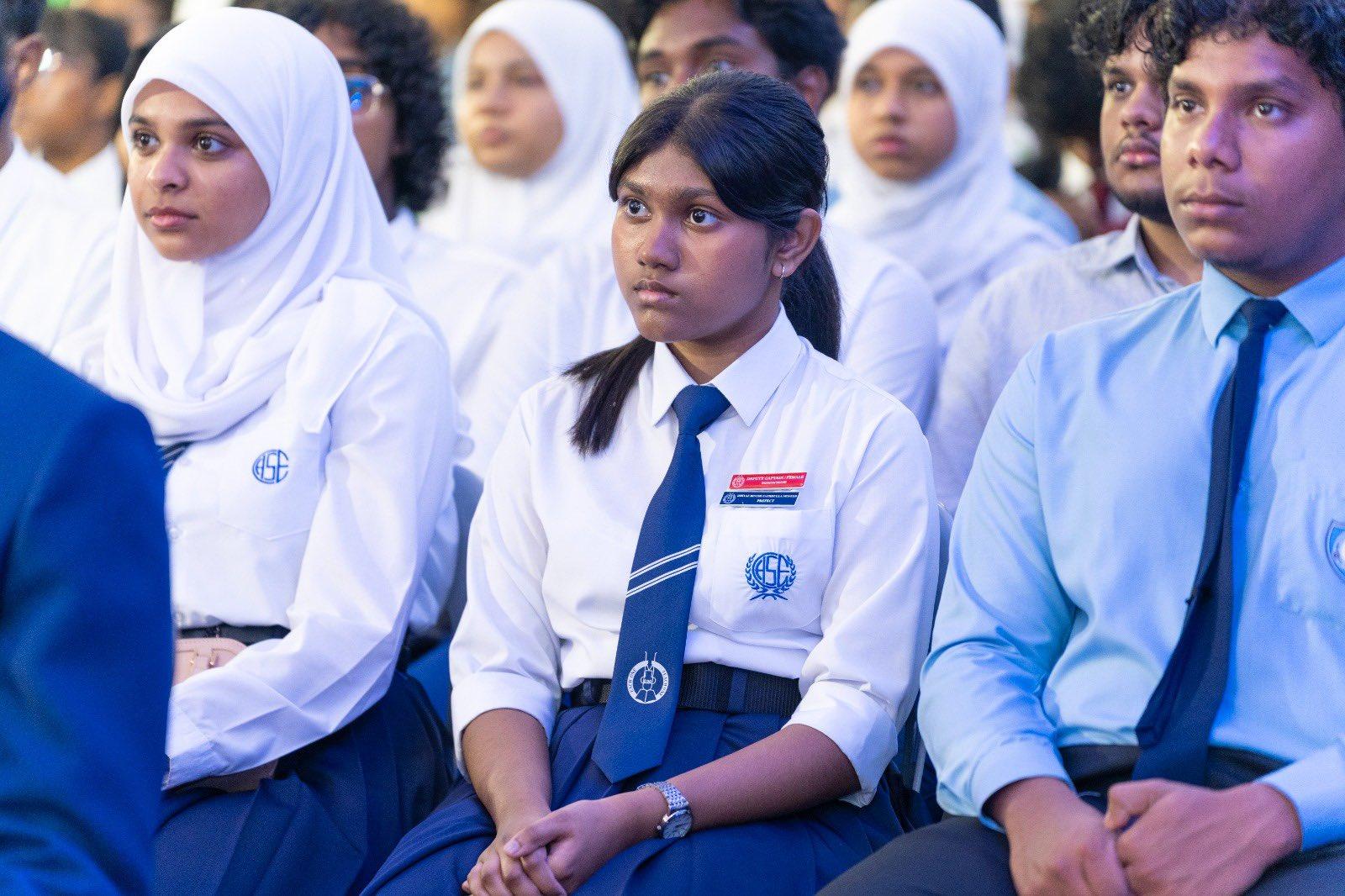 4900އަށް ވުރެ ގިނަ ދަރިވަރުންނާއެކު މަތީ ސާނަވީ އިމްތިހާން ފަށައިފި!