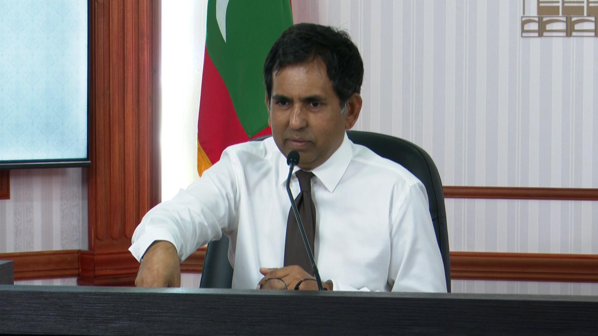 400 މިލިއަން ޑޮލަރަކީ  ޕާޓީގެ ޕޯޑިއަމްގައި ވިދާޅުވި އަމާޒެއް: ވަޒީރު ސައީދު