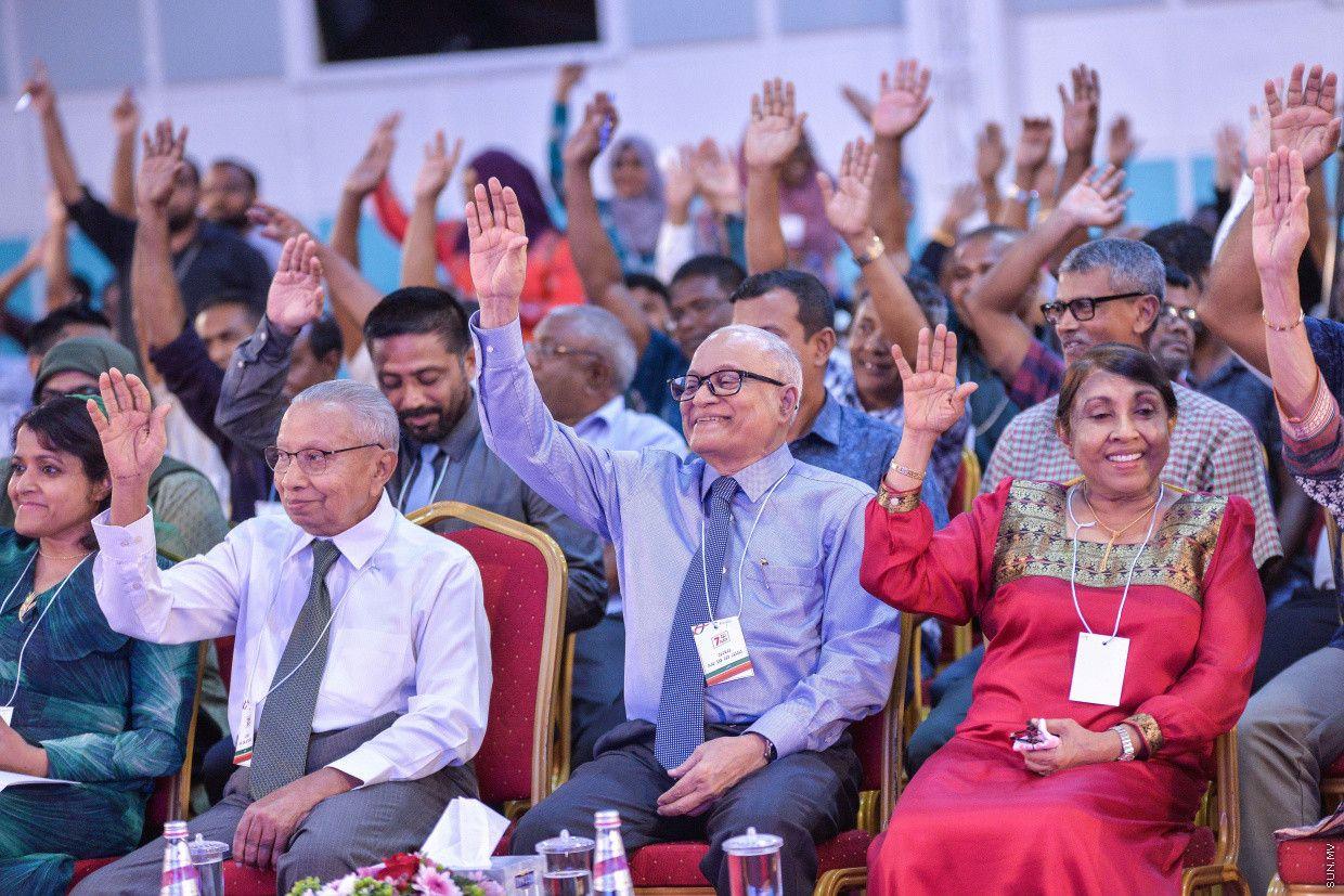 ރައީސް މައުމޫންގެ އެމްއާރްއެމް އުވާލުމުުގެ މަސައްކަތް ފަށައިފި