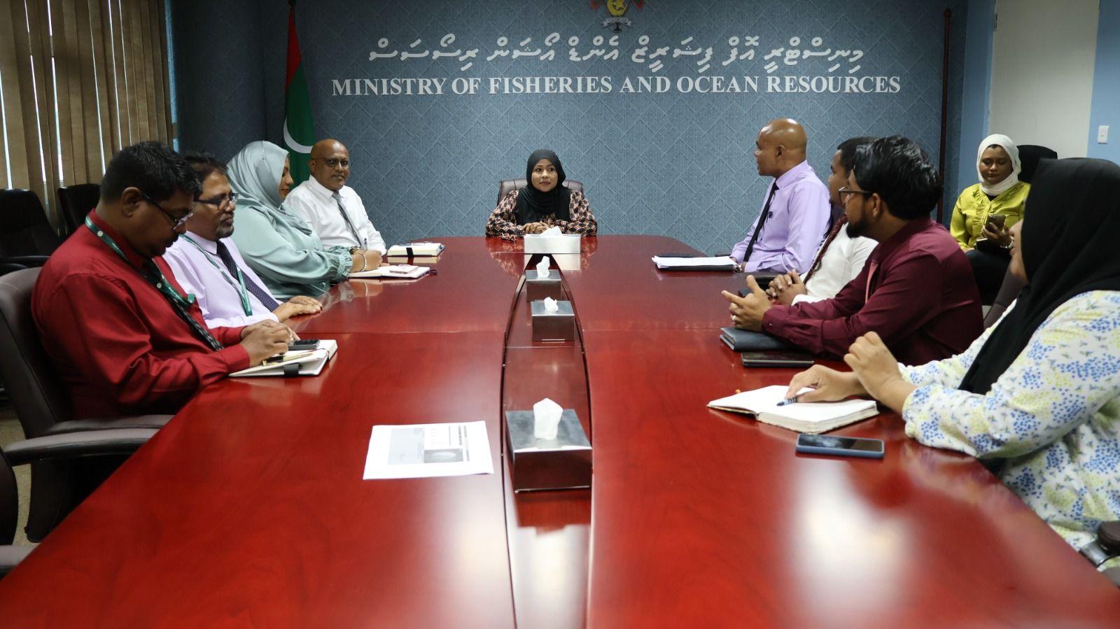 ދަނޑުވެރިންގެ ދުވަހާއި، ކާބޯތަކެތީގެ ދުވަސް އެއްކޮށް ފާހަގަ ކުރުމާ ގުޅޭގޮތުން މަޝްވަރާ ބައްދަލުވުމެއް